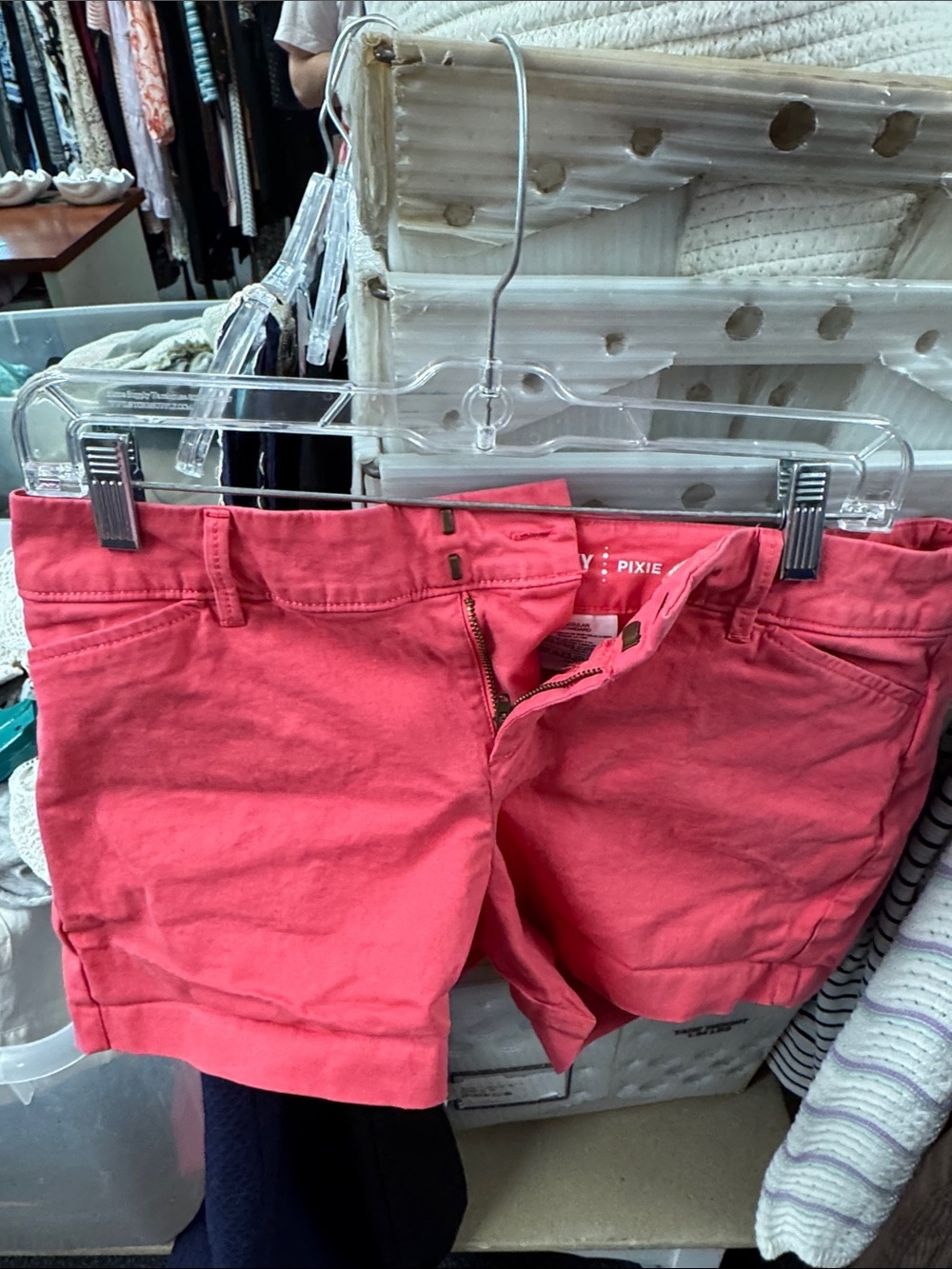 Old navy pixie shorts size 2 // 070322